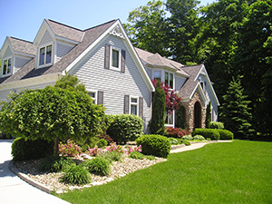 Landscapers and Lawncare Services in Charleston, MS